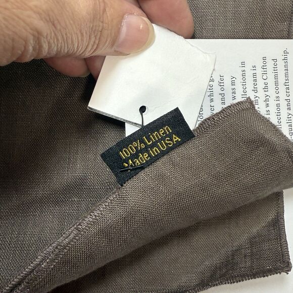 Clifton Wilson Brown Slate 100% Linen Pocket Square With Button New - Picture 4 of 5
